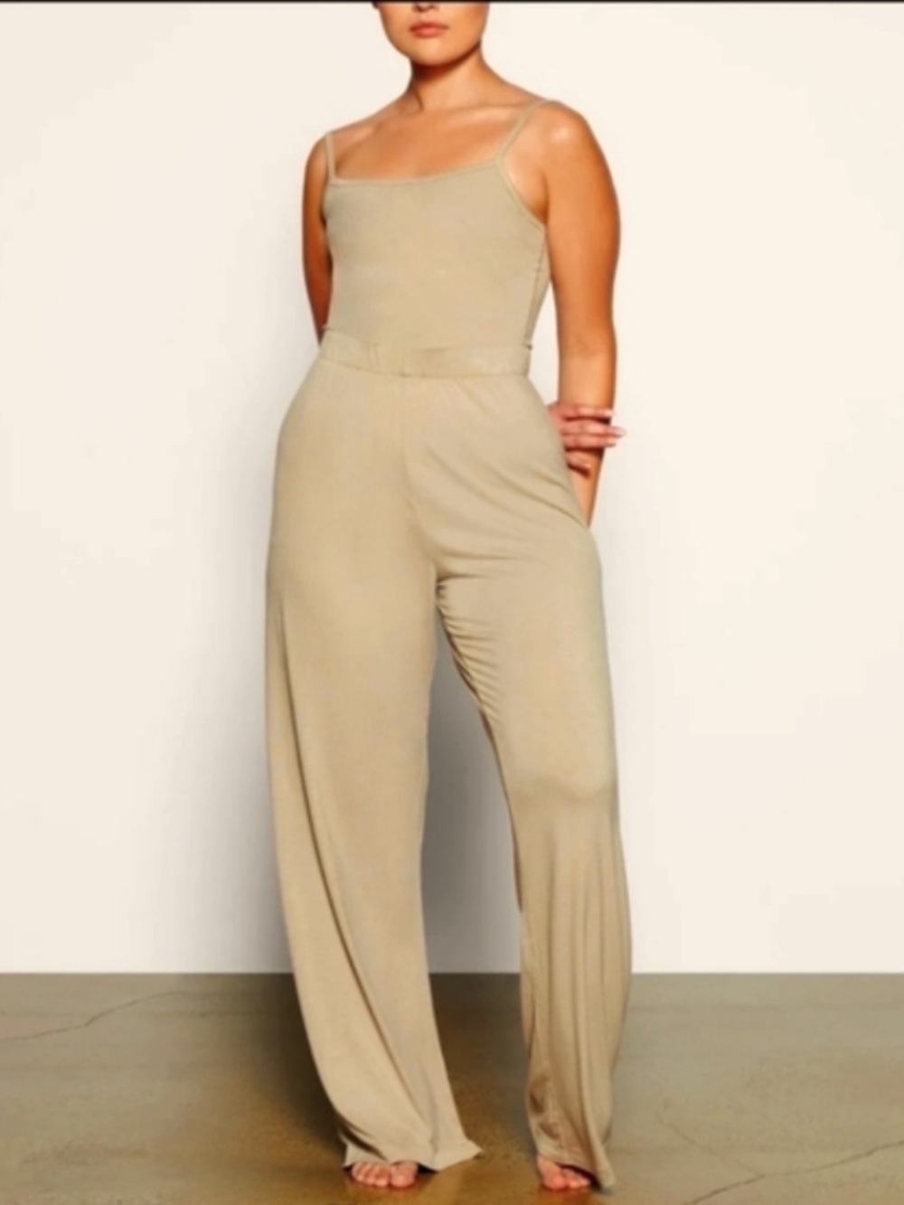 🟤 SKIMS Sleep Straight/Wide-Leg Drawstring Pants in Taupe/Tan Size Large L NWT 🟫 - Picture 5 of 14
